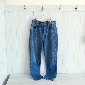 2/$25 Lucky Brand High Rise Mom Jean size 27